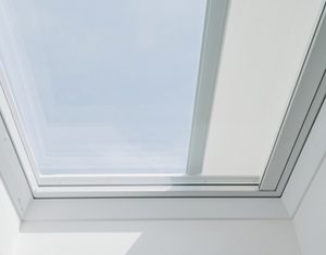 Flachdachfenster Lichtlösung VELUX Lichtkuppel Lichtband