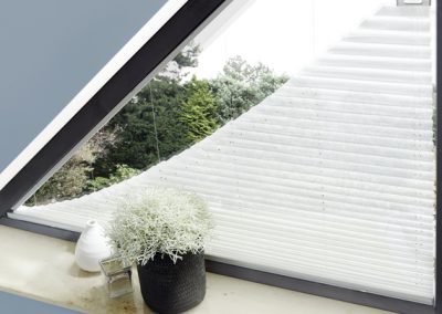 Sonnenschutz Plissees Dachfensterplissees für eckige-Fenster