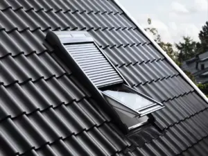 VELUX Dachfenster Rollläden für außen Frischluft Verdunkelung Tageslicht Hitzeschutz