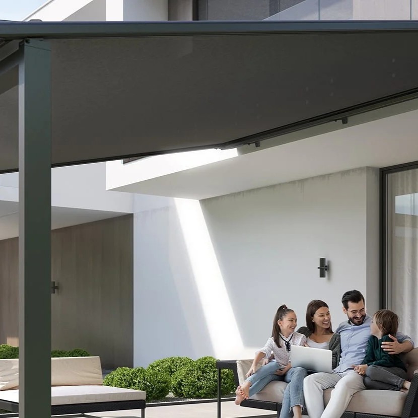 Pergola-Markise in Berlin – moderner Sonnenschutz für Terrassen und Gärten