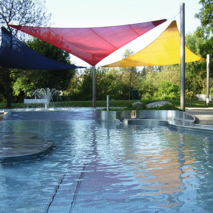 Sonnensegel auf Maß aufrollbar mit Seilspanntechnik Flexible Überdachung Schutzdach wasserdicht winterfest Sonnenschutz Hitzeschutz und Regenschutz für das Schwimmbad Berlin